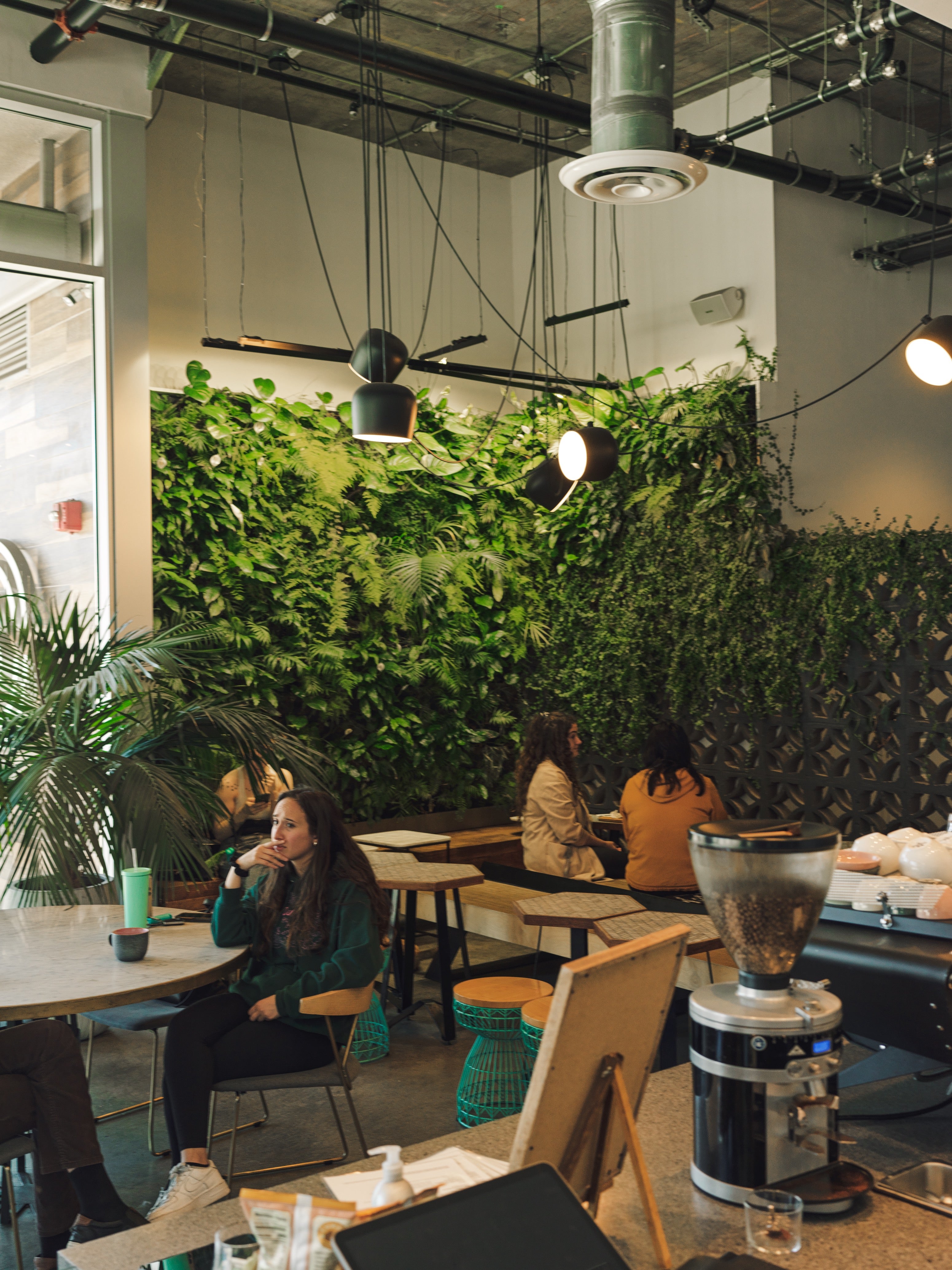 Five Tips for a Successful Coffee Shop in 2024.