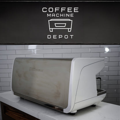 Nouva Simonelli - Appia Life XT - 3 Group AV - Commercial Espresso Machine