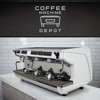 Nouva Simonelli - Appia Life XT - 3 Group AV - Commercial Espresso Machine