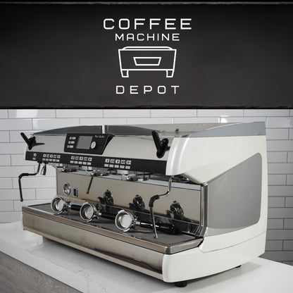 Nuova Simonelli - Aurelia II - AV Digit - 3 Group Commercial Espresso Machine